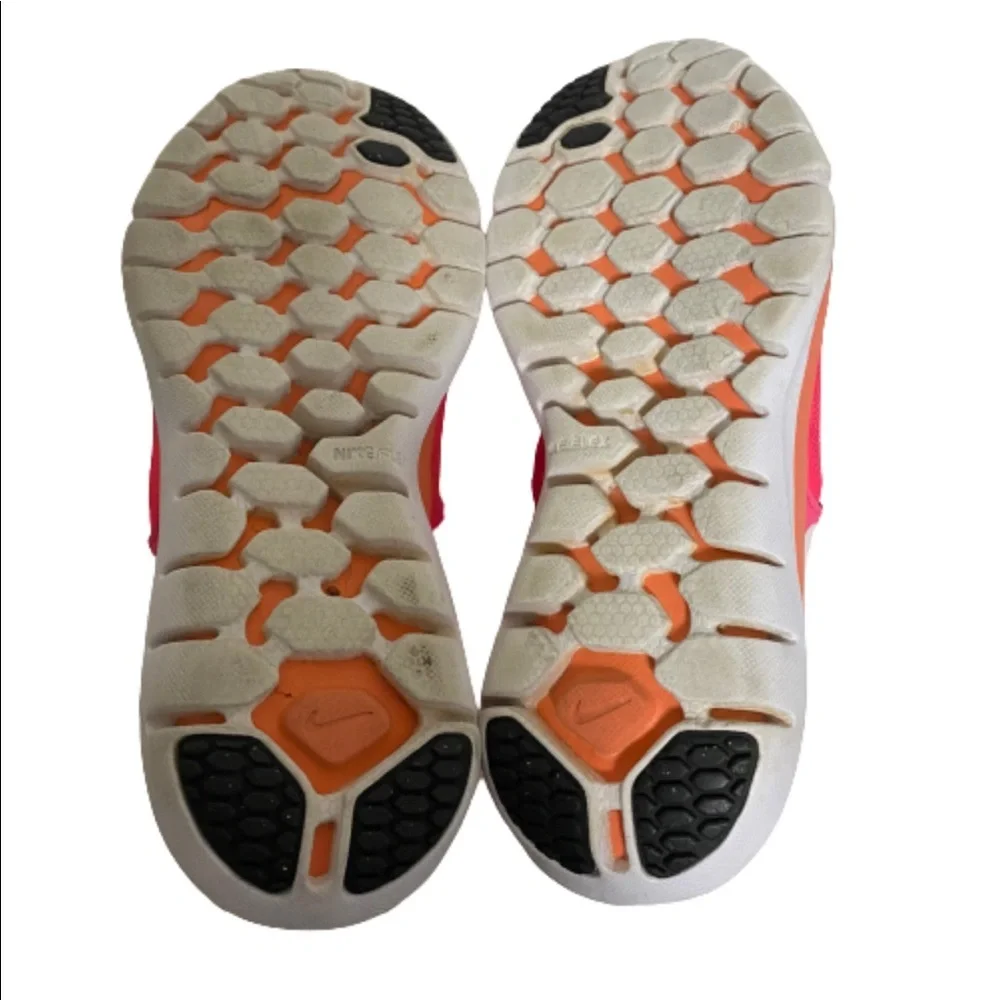 Nike womens Flex sneakers 642767-602 trainers size 6